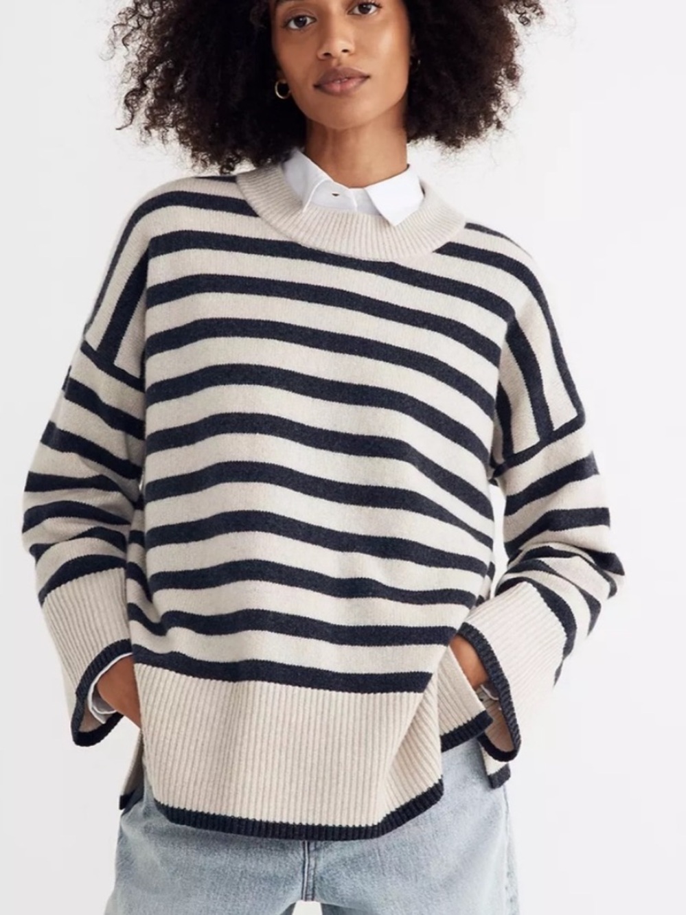 Madewell Cashmere Sweater Navy Stripe size women’s xsmall. Boxy oversized fit